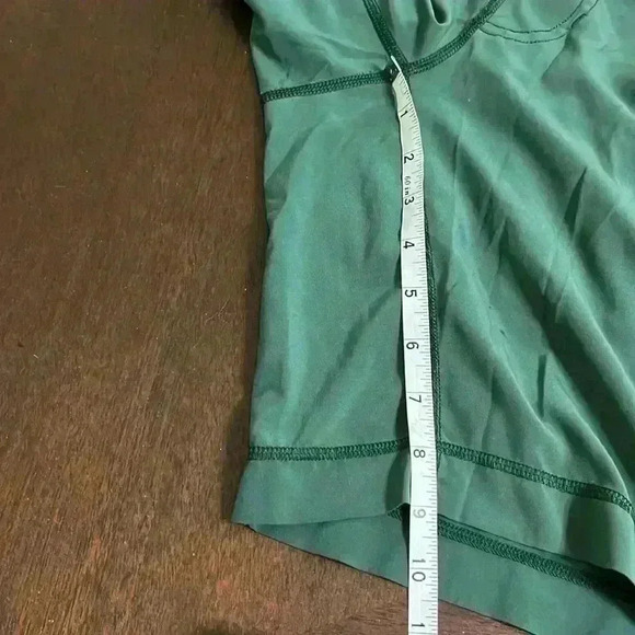 Lululemon Mens Lined Pace Breaker Short Size M Green - Picture 6 of 7